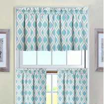 Shabby Chic Kitchen Curtains / The antique ornament can also be seen